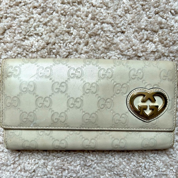 Gucci Handbags - GUCCI Gucci Lovely Heart Gucci Sima Leather Long Wallet GG Pattern